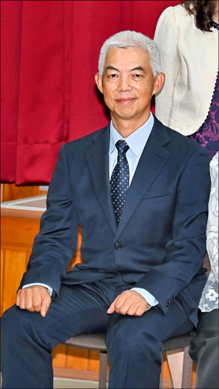 立院修法擴權 人事同意權「綁定」大法官職權》尤伯祥:大法官不能坐視憲政危機