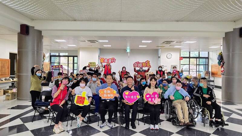 松暉營造寒冬送暖 捐百萬元助若竹兒守護身心障礙者