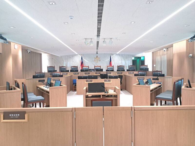 澎湖地方法院首宗国民法庭审理，宣判酒驾撞死人公共危险案件。（澎湖地方法院提供）