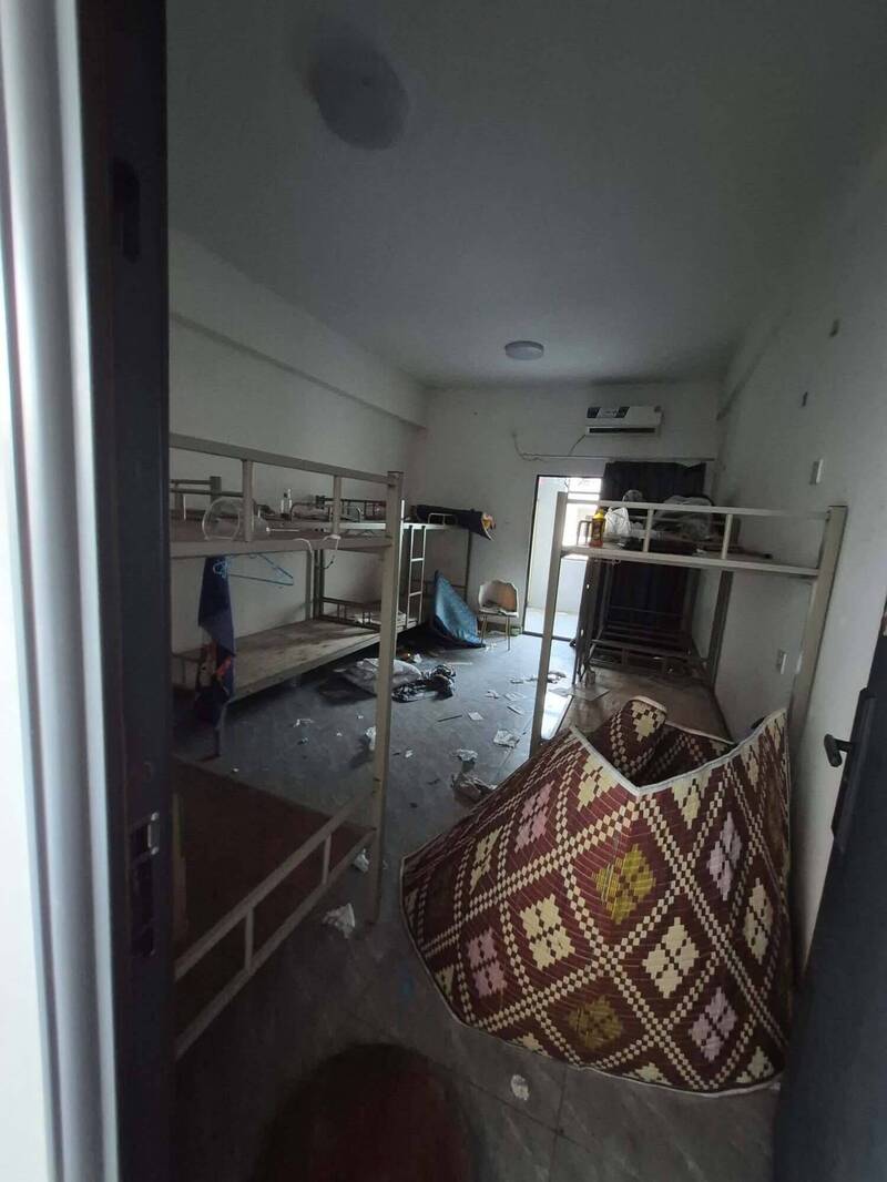 新北市议员林秉宥近日跑到缅甸「开箱」电诈园区，PO出宿舍房照。（图翻摄自「林秉宥」脸书）