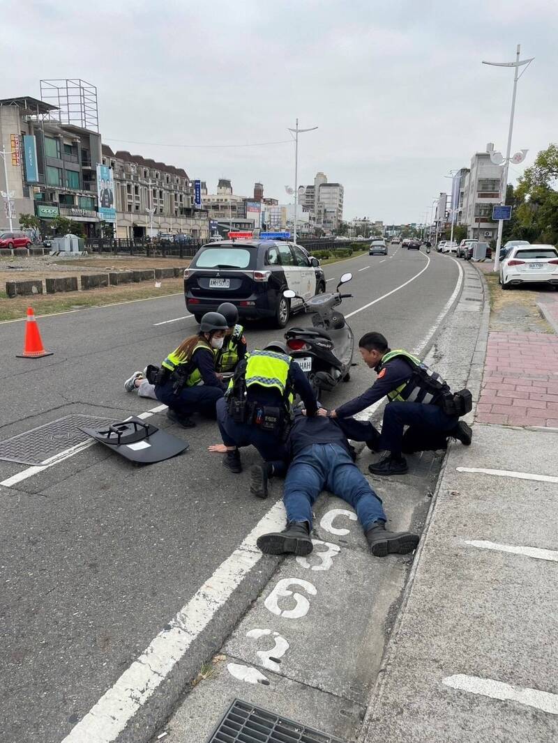 「信合社被搶劫！」嘉市警防搶演練太逼真 民眾誤信打110