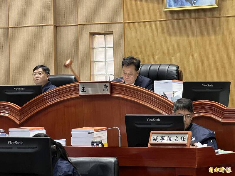 棋牌社等「特定行業」管理自治條例 金門縣議會只花90秒敲槌擱置