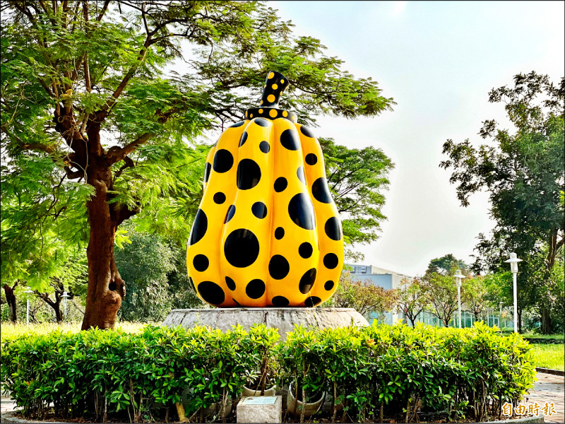 屏東草間彌生「南瓜」 擬赴高雄展出- 生活- 自由時報電子報