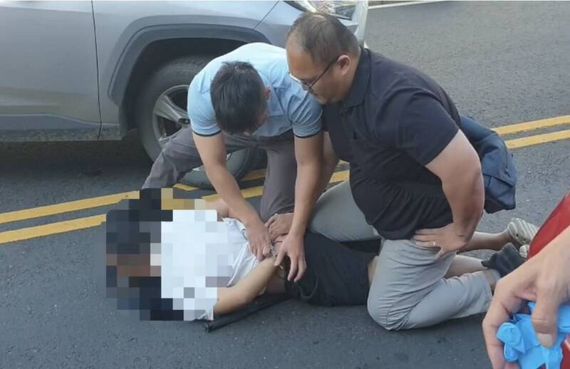 女教師的反擊! 遭詐800萬元報案  屏警拔槍破車窗逮車手