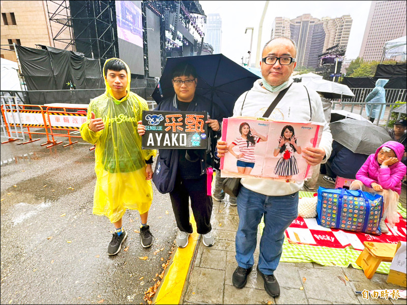 暌違12年韓流KARA跨年 粉絲夜排