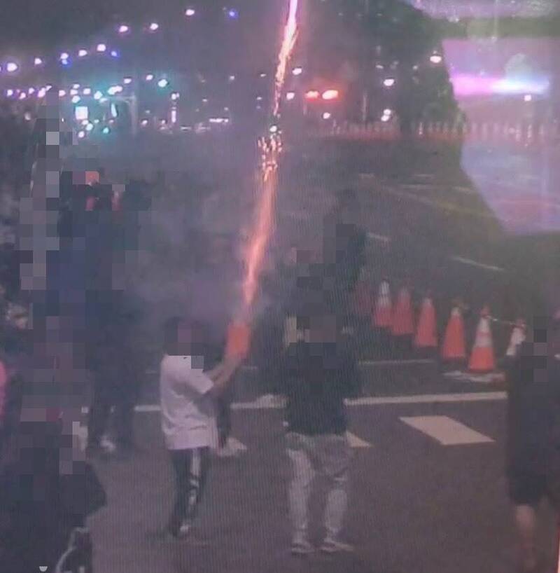 迎新年疑施放信號彈 高雄警方要查了
