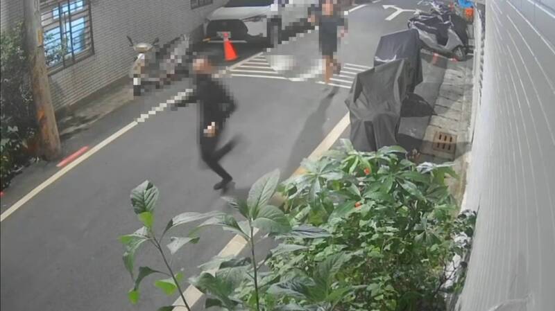 忍未條! 惡狼躲女租客衣櫃 趁洗澡差點性侵得手