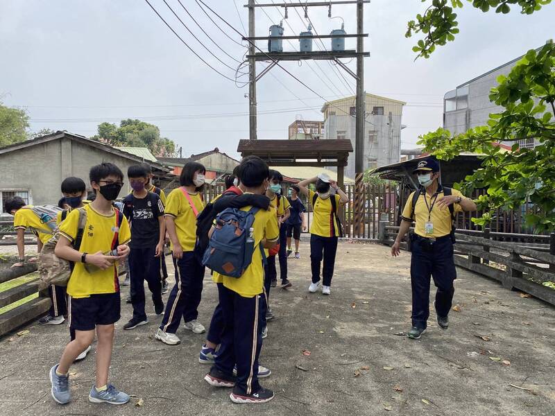 虎頭埤免費深度導覽 推動新化神社歷史教育