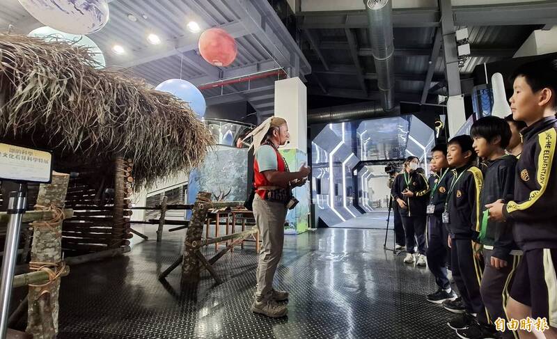 從外太空到阿里山！嘉義太空教育館搭獵寮 重現鄒族文化建築科學