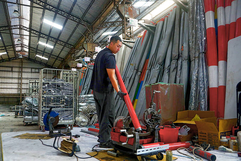 《TAIPEI TIMES》Manufacturing ends 2025 on a high