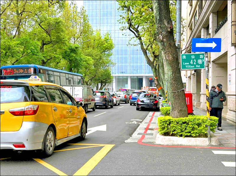 北市違停拖吊費調至1500元 保管費漲3倍