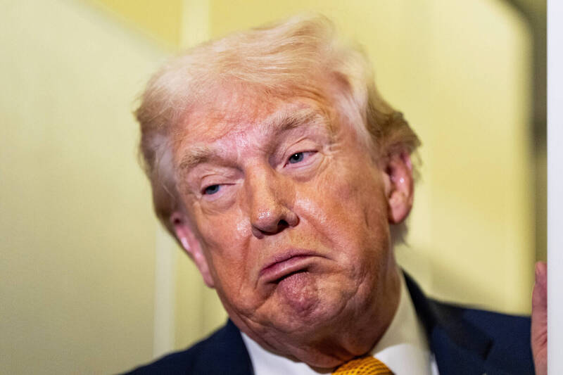 馬杜羅垮台前數週 川普暗示石油業高層「做好準備」