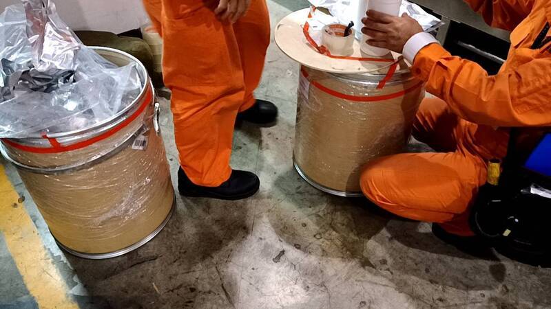 财政部2025年查缉走私成绩不恶,图为查缉到的走私品。(图为财政部基隆关提供) 财政部2025年查缉走私成绩不恶,图为查缉到的走私品。(图为财政部基隆关提供)