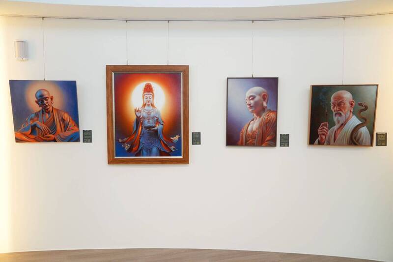 「一路相伴・心光映象」展,展出馨生人画作。(犯保协会南投分会提供) 「一路相伴・心光映象」展,展出馨生人画作。(犯保协会南投分会提供)