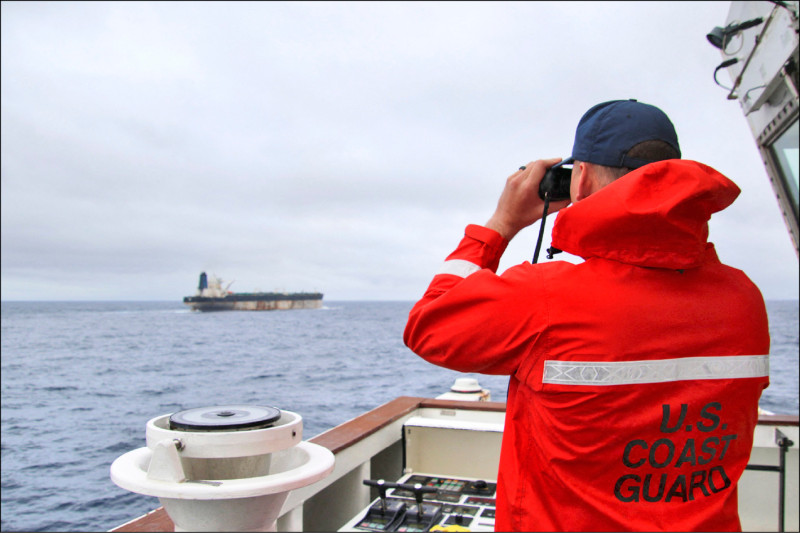 追緝逾2週 美扣押委國逃逸油輪