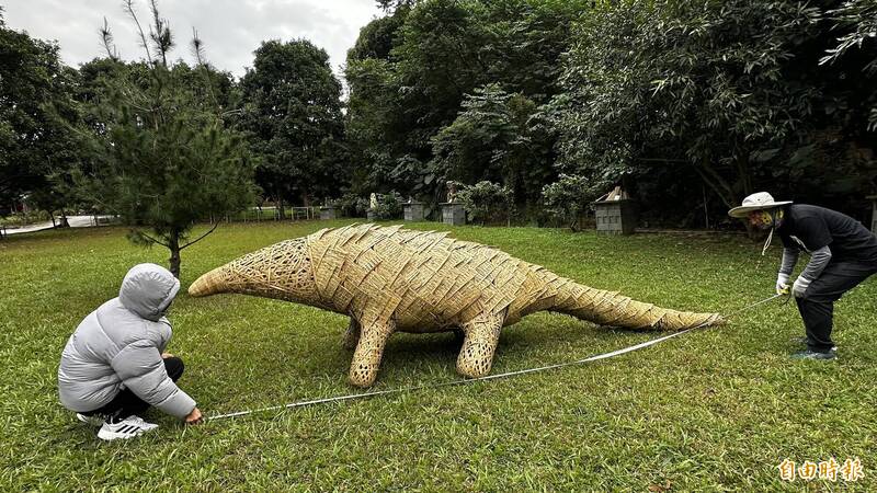 台南淺山地區生態為靈感 逾60人共創「竹編穿山甲」曝光