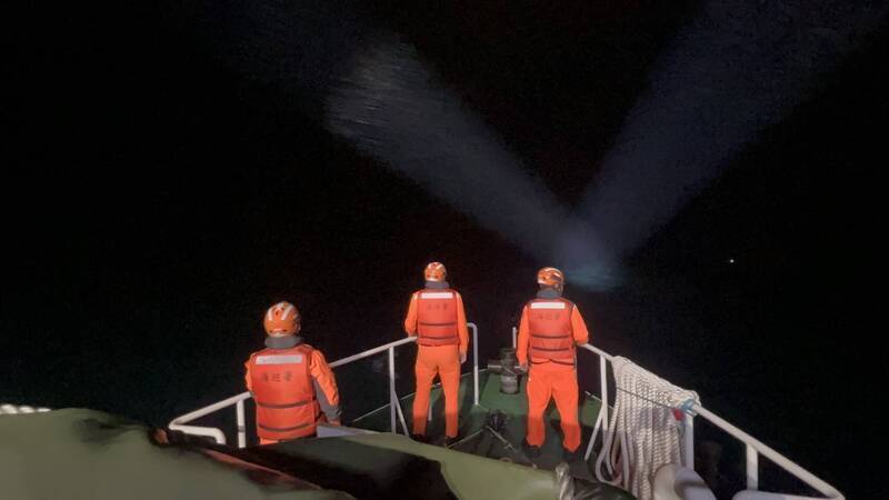 軍事粉專稱花蓮外海見「浮油」 空軍：海巡搜索未發現