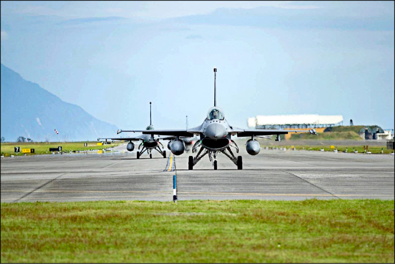 F-16V黑盒子電力可撐1個月