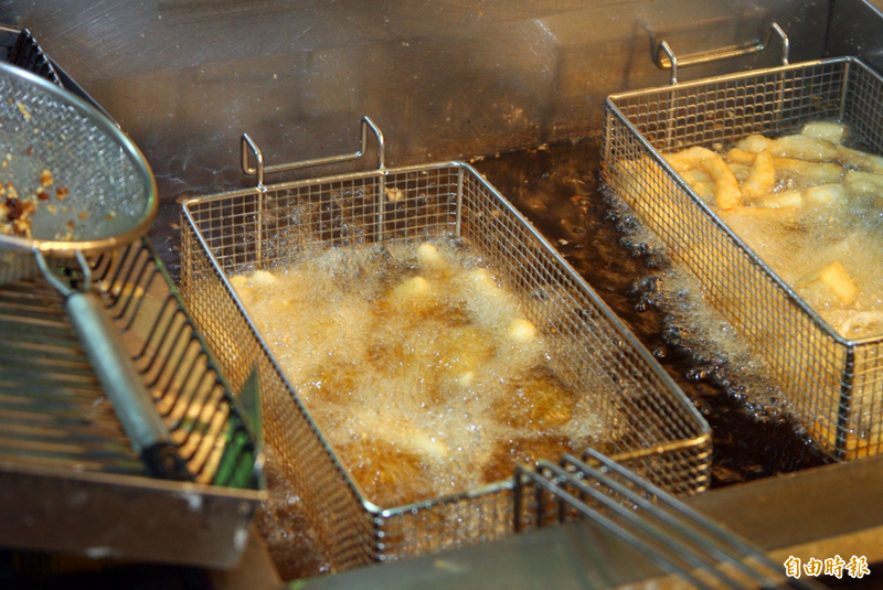 被嚴重低估！她推鹹酥雞攤「1冷門品項」：好吃到發瘋