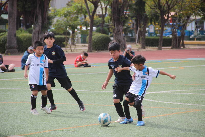 台南勝利國小奪安平媽祖盃三冠王
