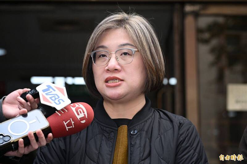 遭陳玉珍鋼頭鞋狠踹 陳培瑜、林宜瑾控5藍白委 法院今重新勘驗現場影片