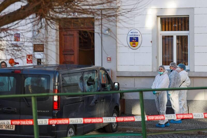 捷克市政廳爆槍擊案 槍手自戕1死6傷