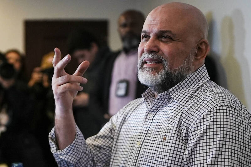 哥倫比亞前準軍事組織首腦曼庫索雖因屠殺罪遭判刑40年，但若配合政府「講真話」，刑期恐大幅減至8年。（美聯社檔案照）