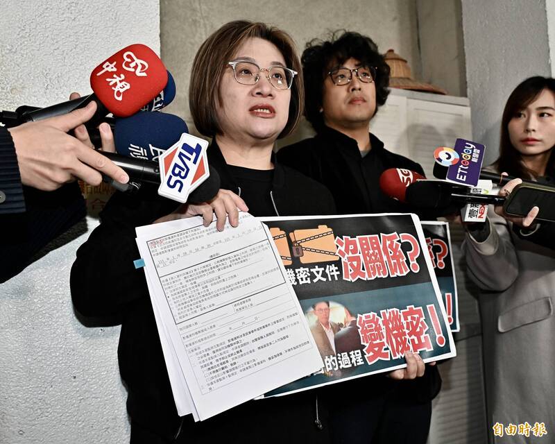 綠委調監視器還原攜出密件時間軸 周軒：黃國昌沒講實話