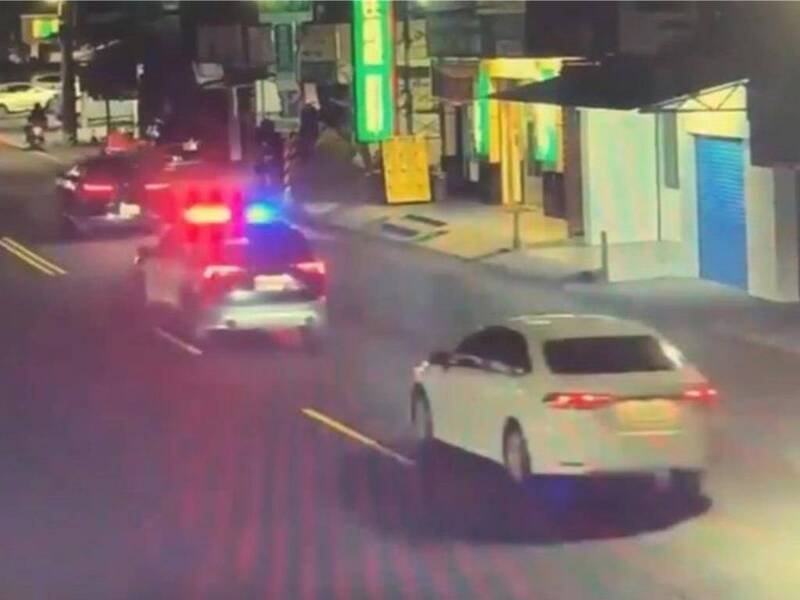 女兒救癲癇母！警車開「生命通道」 彰化田中─員林10分鐘