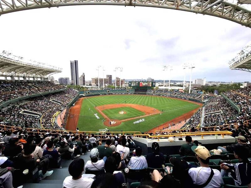 [新聞] 高雄催生大巨蛋 各方看法不一 - 棒球 - PTT.BEST 批踢踢爆文 3