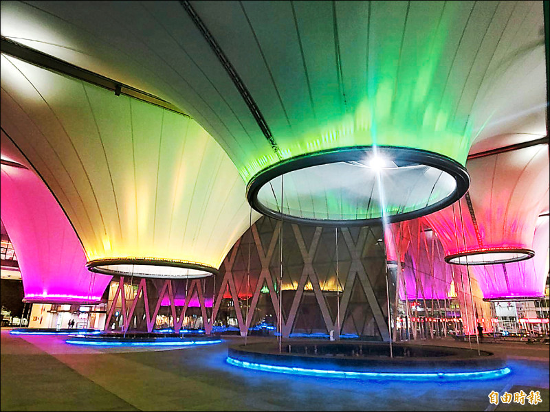 《高雄》大東濕地公園展演 坐草地欣賞皮影戲