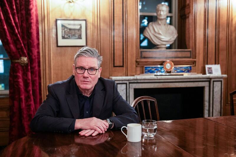 中國外交部：英國首相施凱爾28至31日訪中