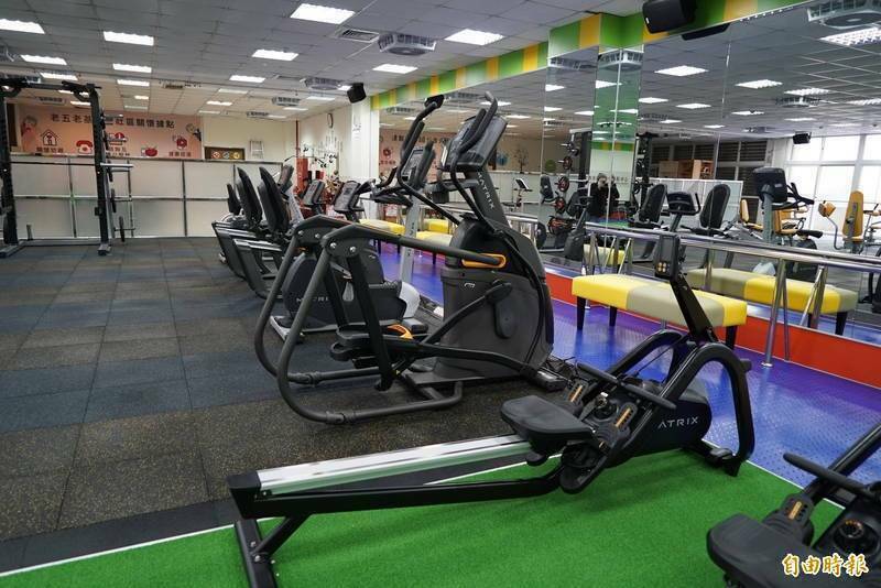 高中女老師FormsModule健身女教練搶愛怨不停苦吞三連敗