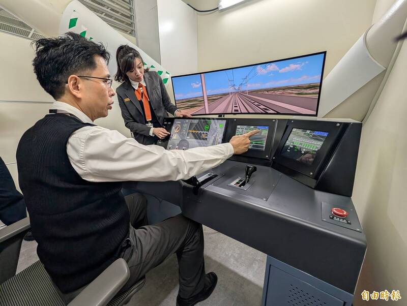 戰機模擬器技術做練習機！ 高鐵引入中科院模擬機「全部MIT」
