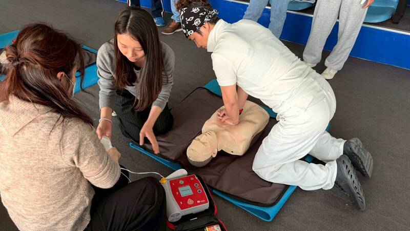 關鍵一秒救命! 台南運動場館全員AED+CPR急救研習