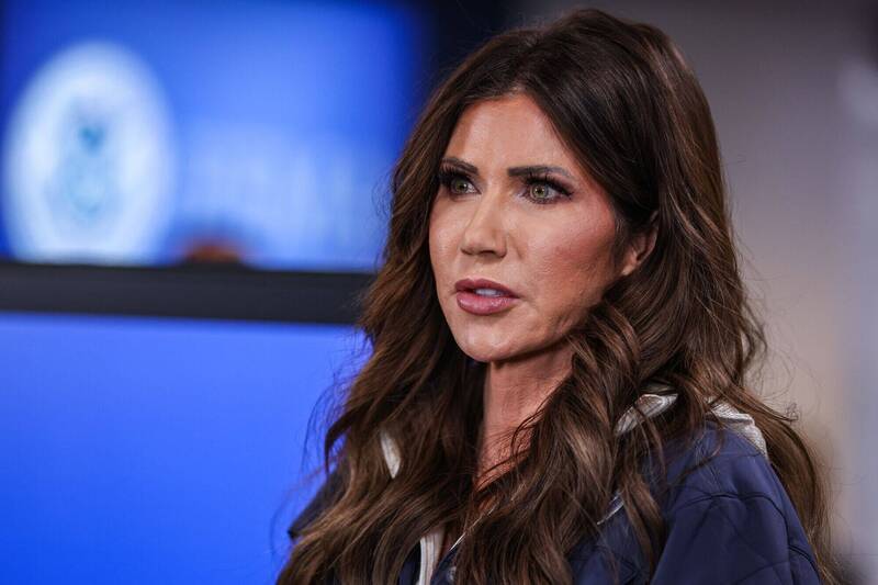 ICE幹員連殺2平民!川普愛將遭逼宮 共和黨大老倒戈:她該滾了