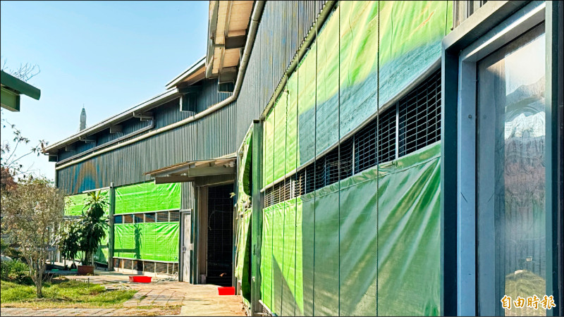 台中豐康牧場爆禽流感 5000多隻雞今撲殺/1700隻不明原因死亡未通報 衛生局將開罰