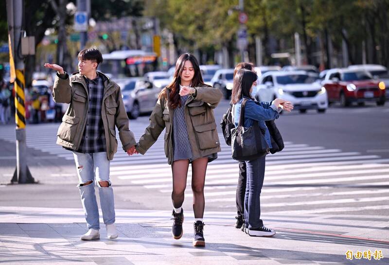 3縣市低溫特報! 今各地多雲到晴 迎風面有零星雨