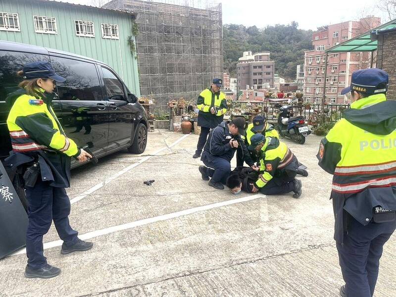 連江縣警察局辦防搶演練 檢視員警應變能力