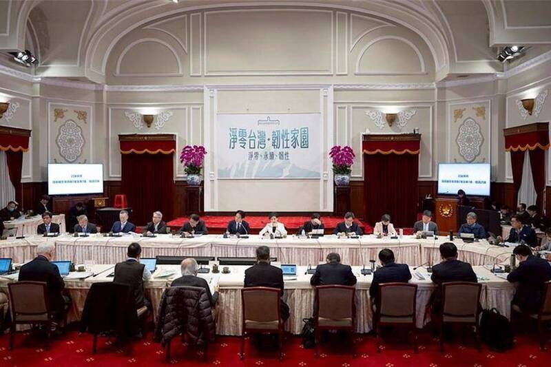 總統府3大委員會遭質疑 人事總處舉前例釋疑