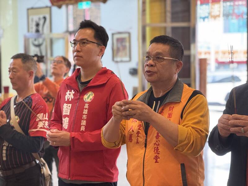 五甲關帝廟國運詩出爐 林智鴻大讚:拚經濟好時機