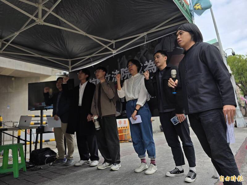 藍白強推「中天條款」闖關 民團轟：為紅媒開後門、法規植入紅色病毒