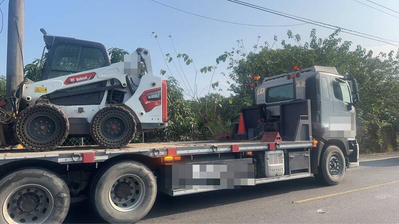 罹癌妻、3幼子亟待援!怪手砸死低收機車騎士 屏東縣府設捐款專戶