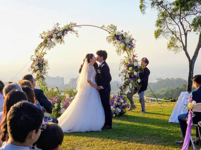 戶外婚禮2-2》戶外婚禮花費少? 營造氛圍新人樂於加碼