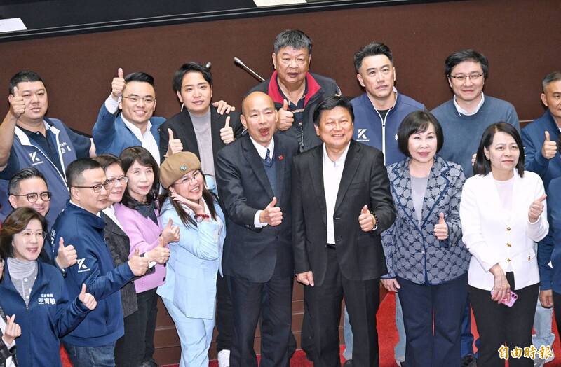 砲轟藍白爭議修法 林智群諷:聯手幫貪污犯解套、把國家的錢還給救國團