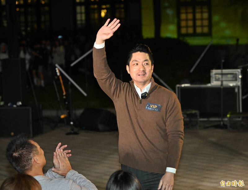 蔣萬安在中國高人氣「台灣人喜歡嗎?」 網回酸:台版毛新宇