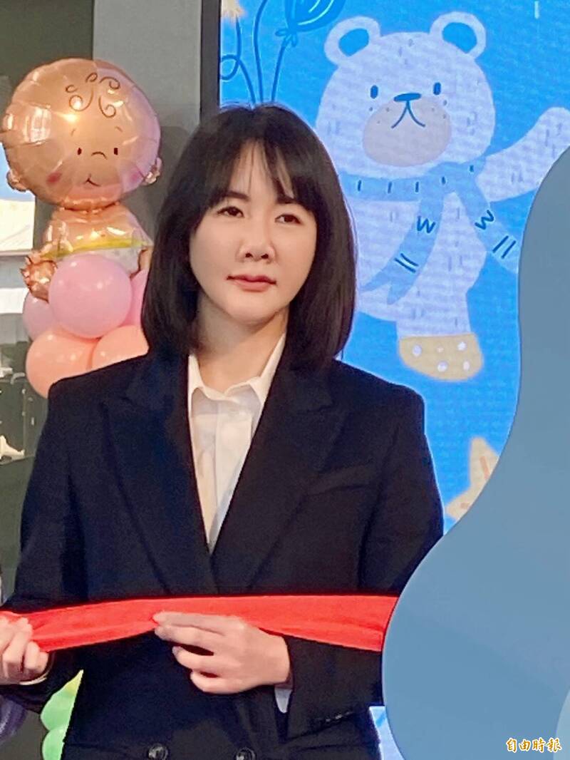 弟弟開箱700坪豪宅惹議 謝衣鳯直言:與我選縣長沒有關聯