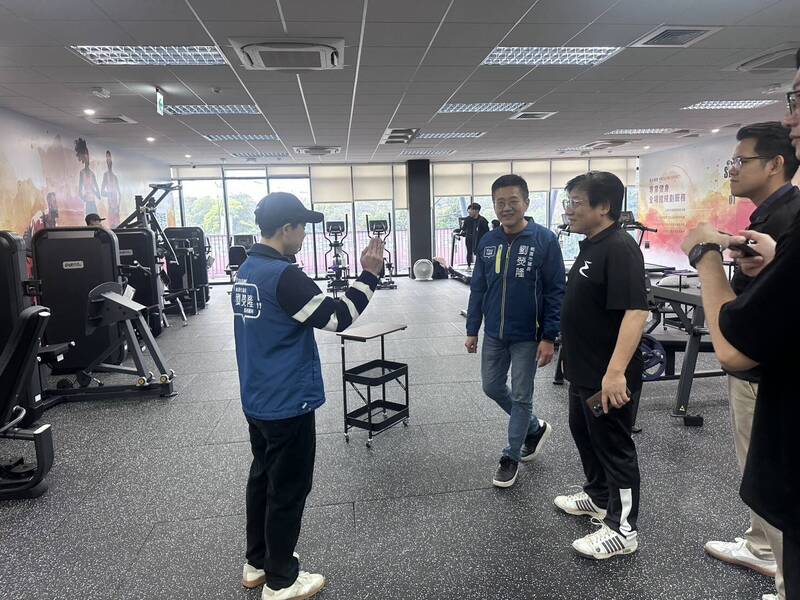 龍潭體育園區運動館試營運 議員盼停車、地坪傾斜問題速改善