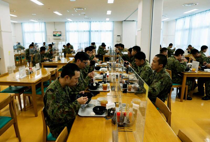 日本自衛隊員闖入女隊員宿舍偷衣服 被逮後宣稱「想滿足性慾」