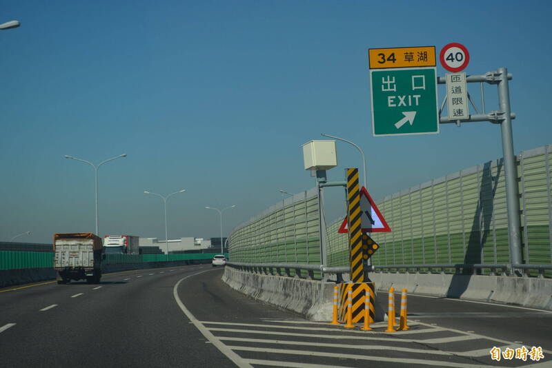 注意！台74線2025年超速開15478件 這支新桿開3521件賺千萬